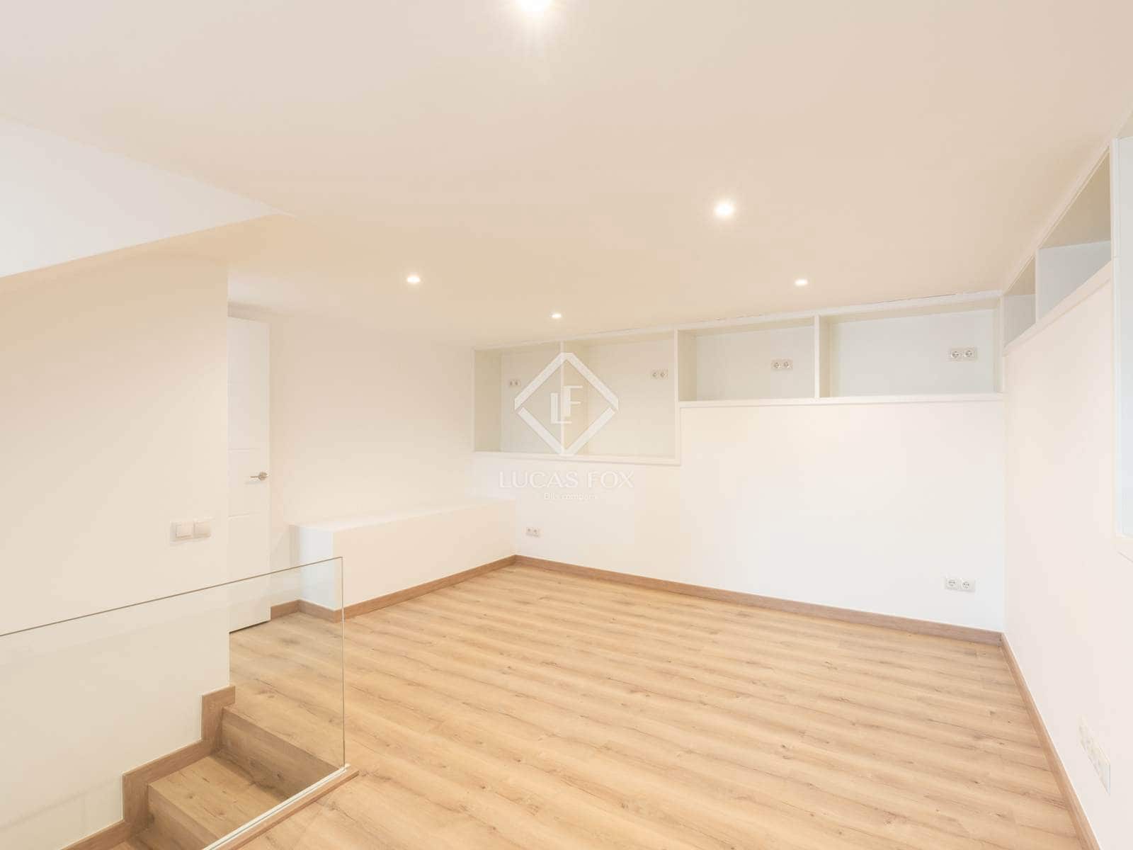 4 makuuhuone Huvila myytävänä paikassa Castelldefels mukana uima-altaan 
autotalli - 850 000 € (Ref: 9322305)