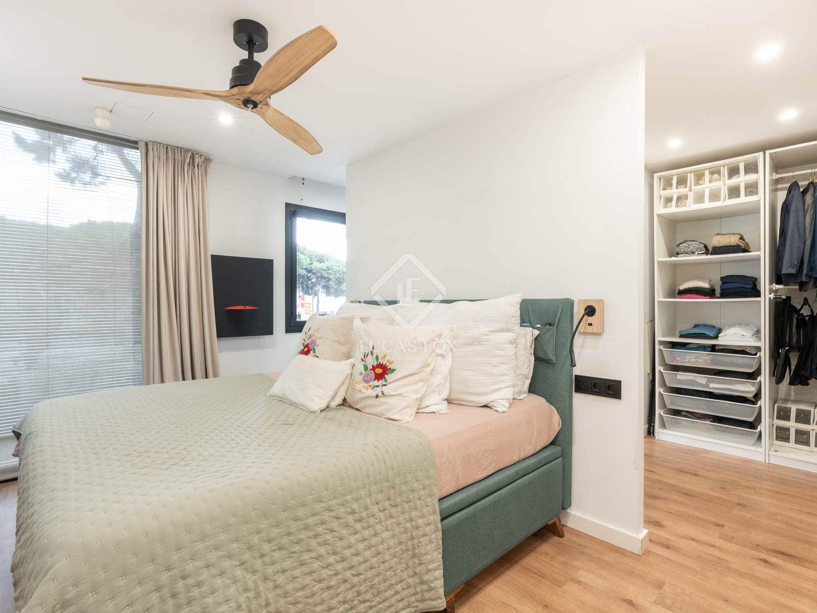 3 bedroom Villa for sale in Gava with pool garage - € 1,150,000 (Ref: 9322306)