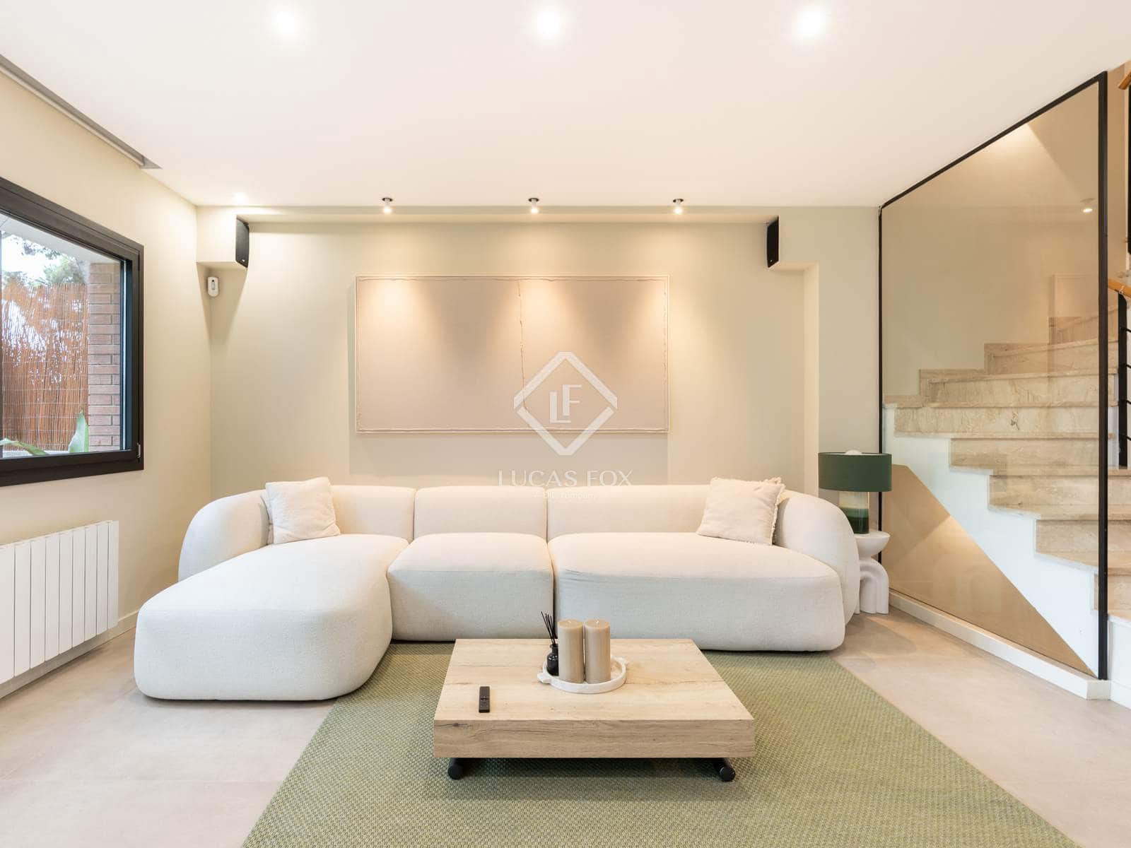 3 bedroom Villa for sale in Gava with pool garage - € 1,150,000 (Ref: 9322306)