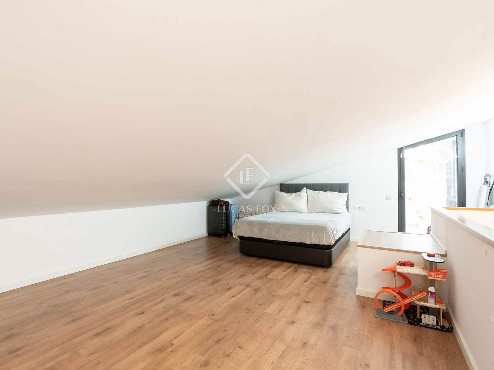 3 bedroom Villa for sale in Gava with pool garage - € 1,150,000 (Ref: 9322306)