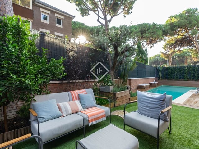 3 soverom Villa til salgs i Gavà med svømmebasseng garasje - € 1 150 000 (Ref: 9322306)