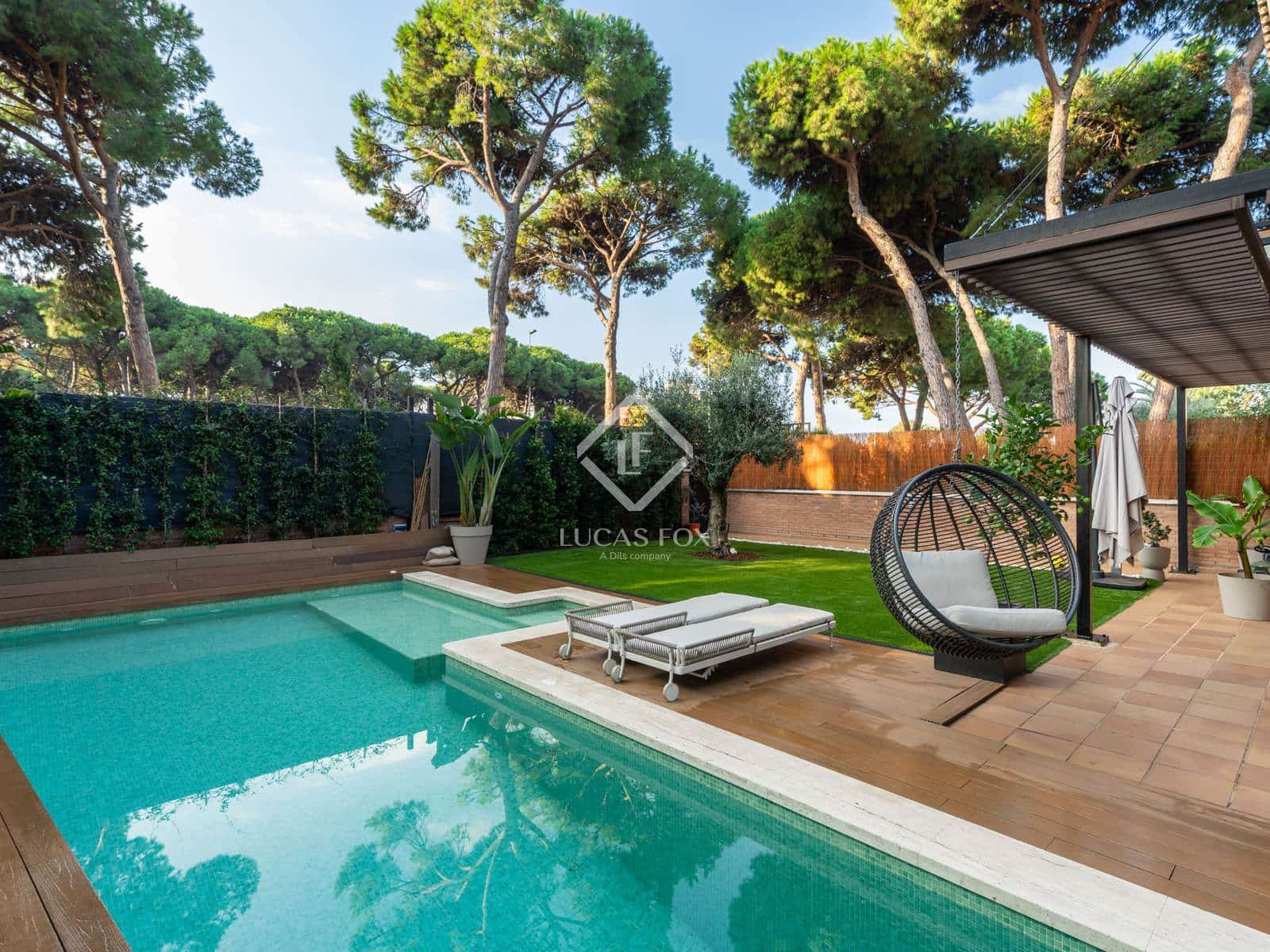 3 bedroom Villa for sale in Gava with pool garage - € 1,150,000 (Ref: 9322306)