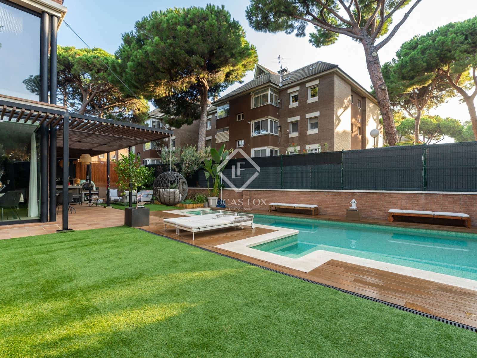 3 bedroom Villa for sale in Gava with pool garage - € 1,150,000 (Ref: 9322306)