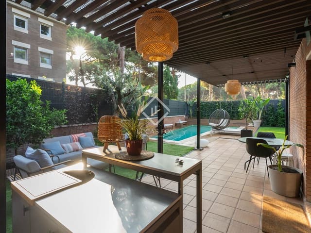 3 soverom Villa til salgs i Gavà med svømmebasseng garasje - € 1 150 000 (Ref: 9322306)