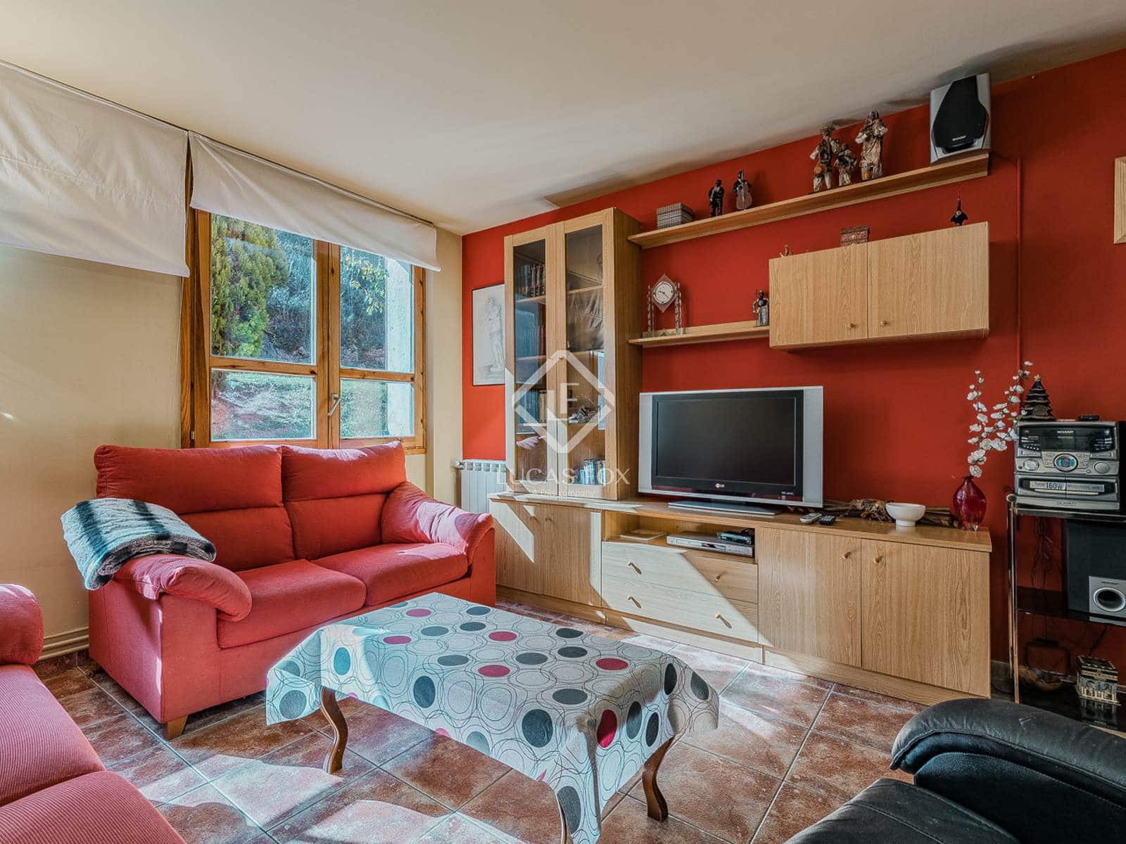 3 slaapkamer Appartement te koop in Alp - € 285.000 (Ref: 9322382)