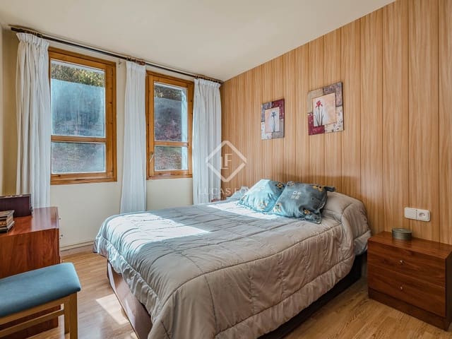 3 Zimmer Apartment zu verkaufen in Alp - 275.000 € (Ref: 9322382)