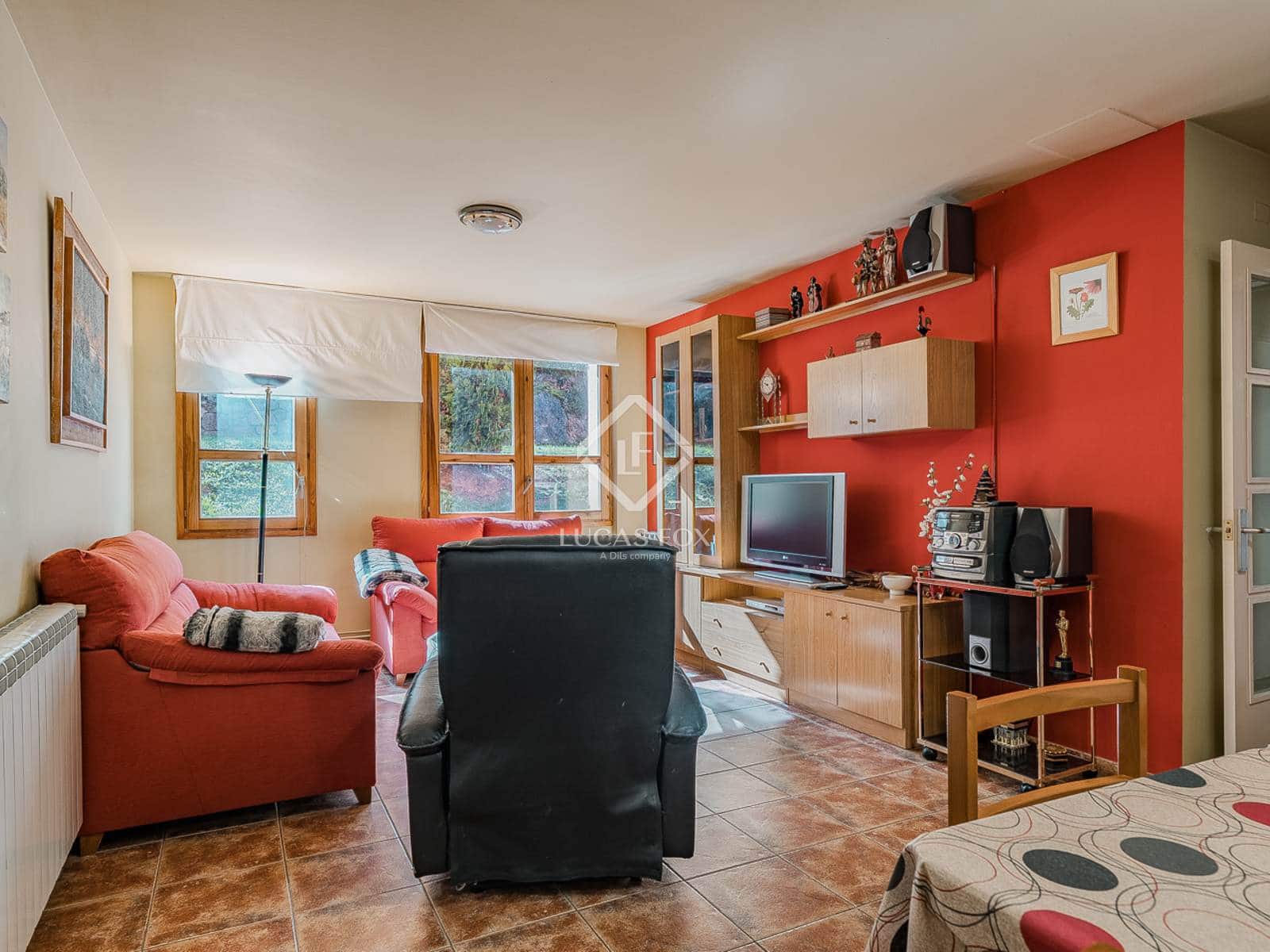 3 slaapkamer Appartement te koop in Alp - € 285.000 (Ref: 9322382)