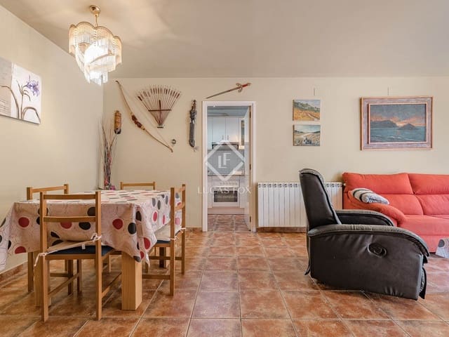 3 Zimmer Apartment zu verkaufen in Alp - 275.000 € (Ref: 9322382)