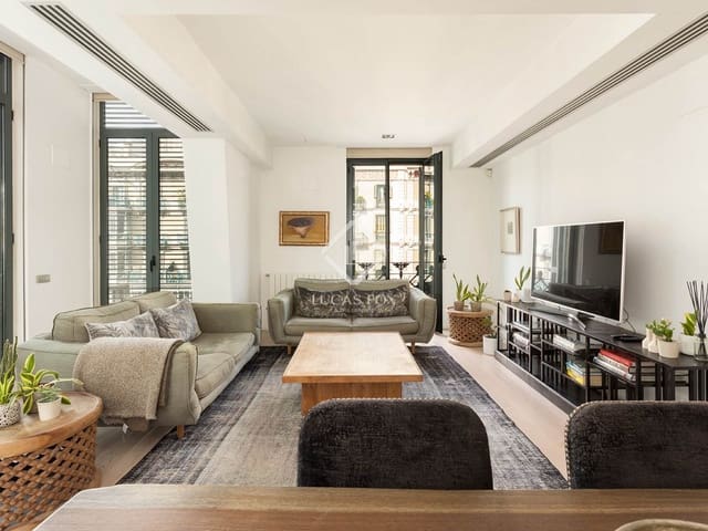 Appartement de 3 chambres à louer à Barcelone ville - 4 500 € (Ref: 9325444)