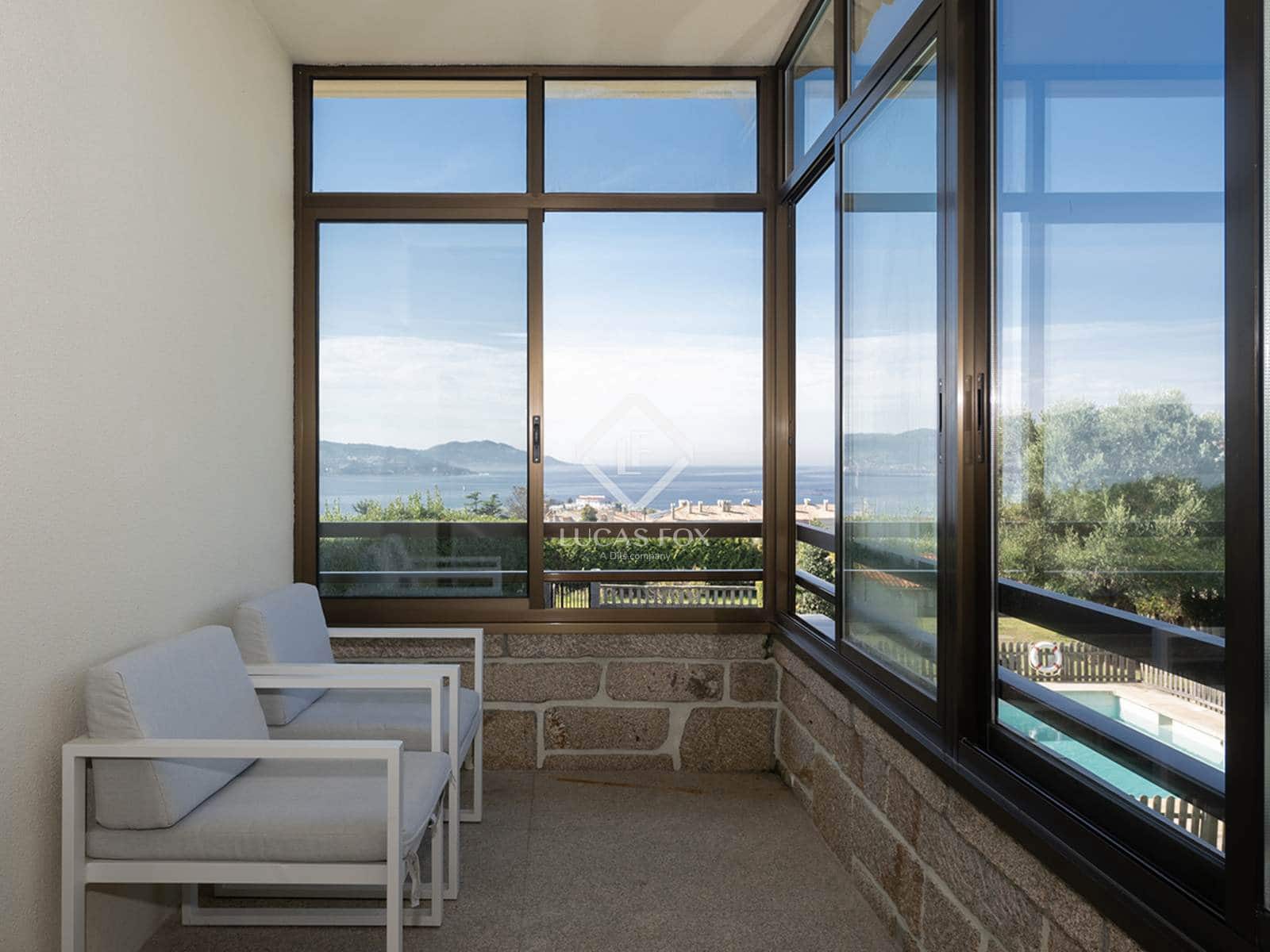 7 soverom Villa til salgs i Nigran med svømmebasseng garasje - € 950 000 (Ref: 9325447)