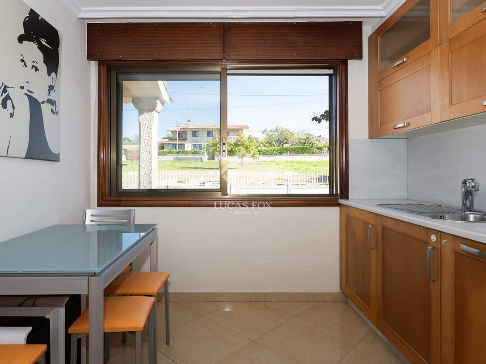 7 soverom Villa til salgs i Nigran med svømmebasseng garasje - € 950 000 (Ref: 9325447)