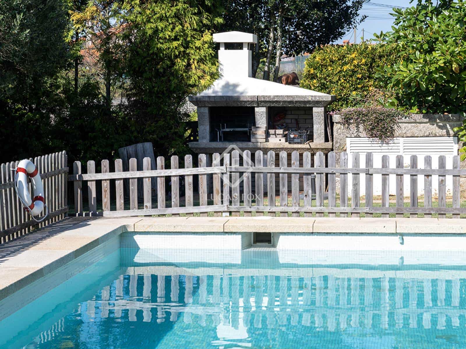 7 soverom Villa til salgs i Nigran med svømmebasseng garasje - € 950 000 (Ref: 9325447)