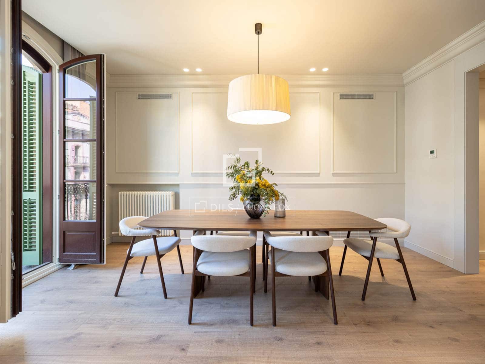 Apartamento de 4 habitaciones en Barcelona ciudad en venta - 1.790.000 € (Ref: 9325615)