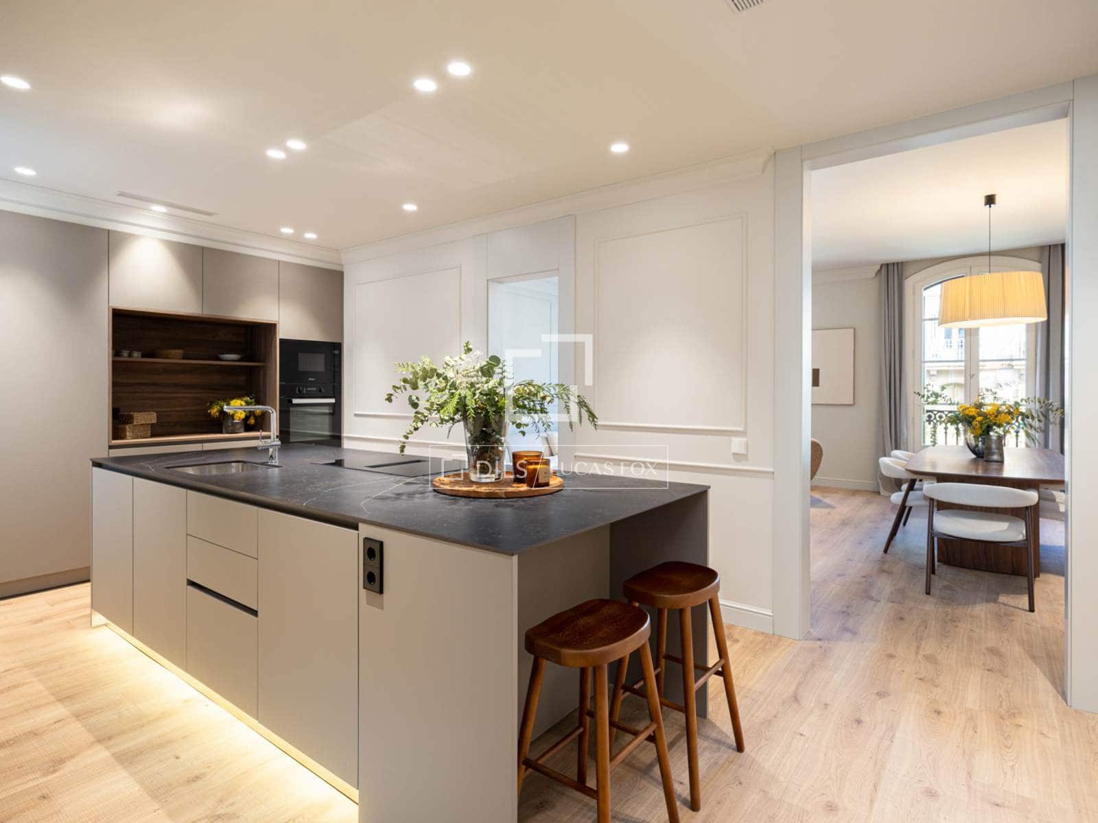 Apartamento de 4 habitaciones en Barcelona ciudad en venta - 1.790.000 € (Ref: 9325615)