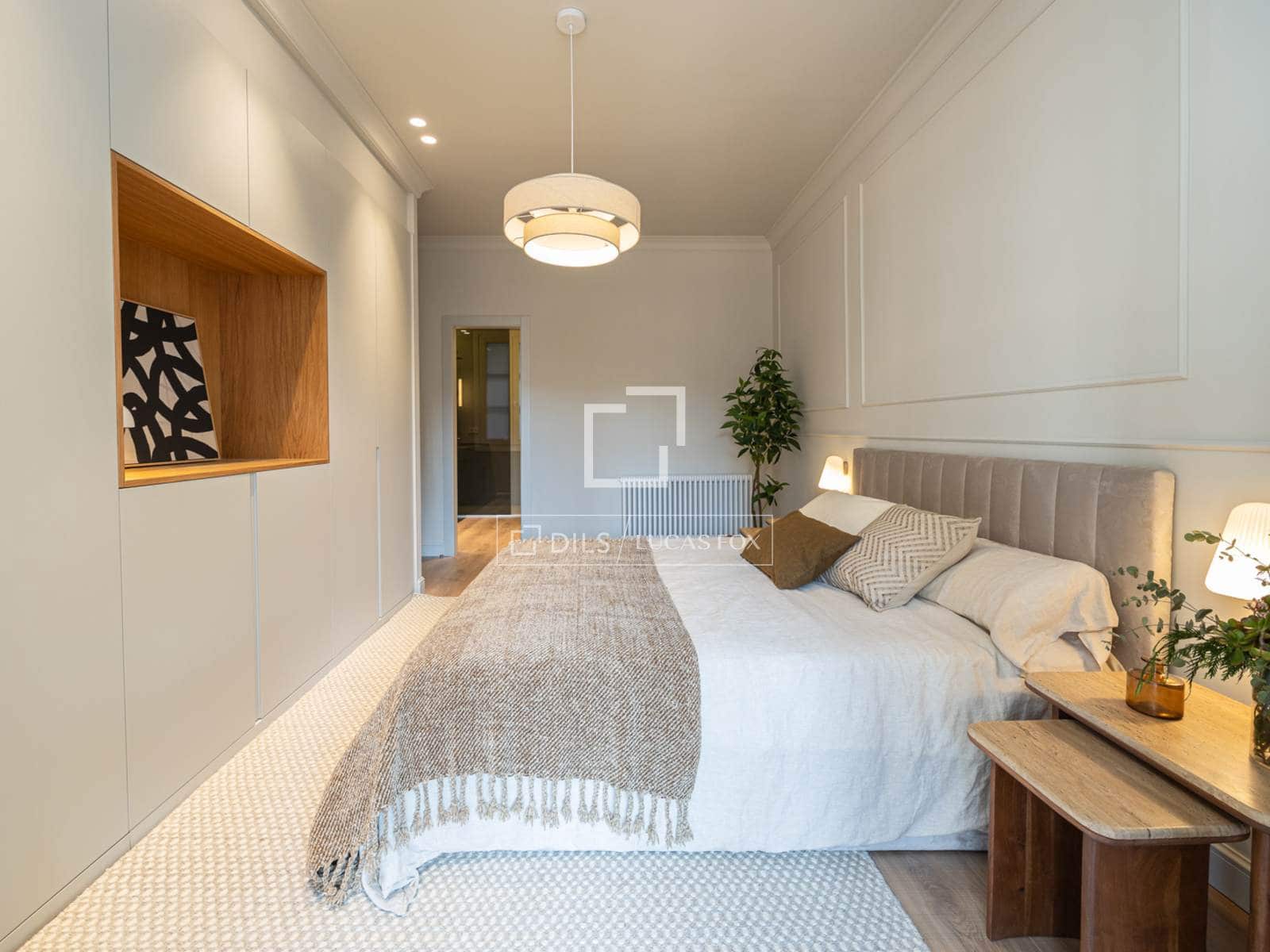 Apartamento de 4 habitaciones en Barcelona ciudad en venta - 1.790.000 € (Ref: 9325615)