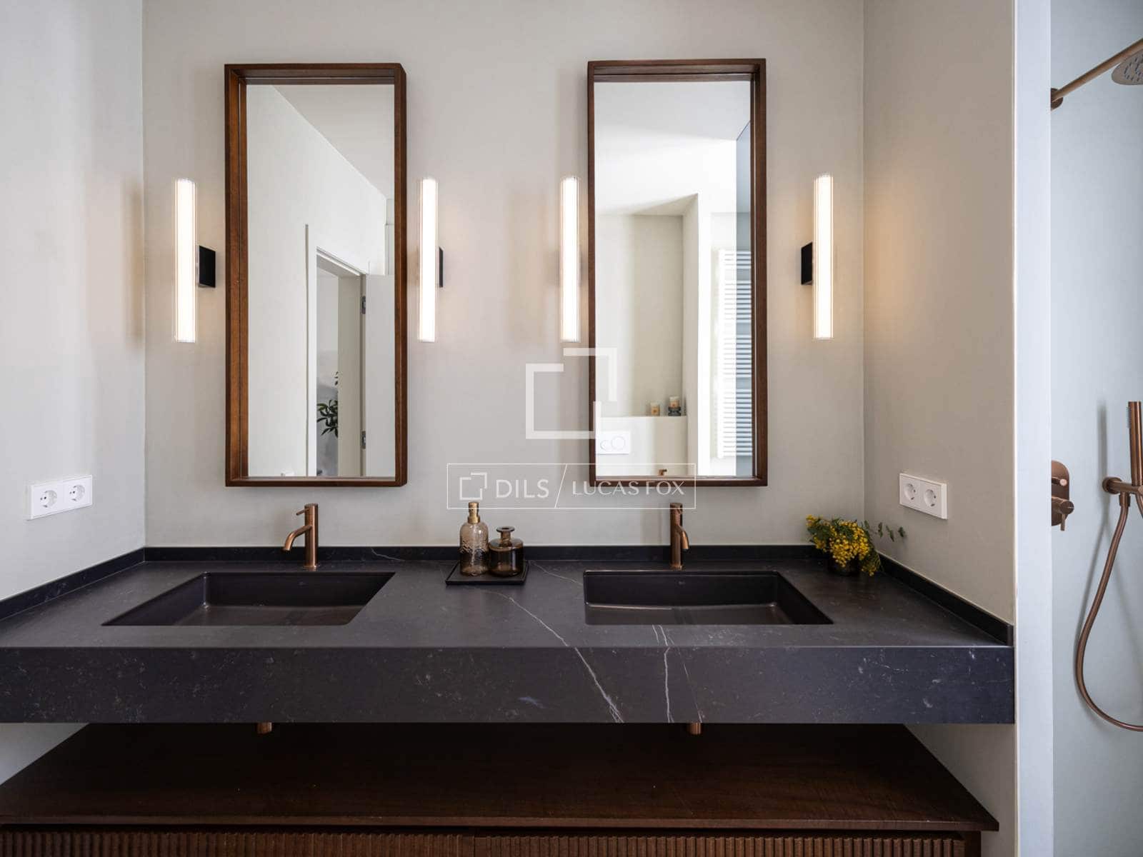 Apartamento de 4 habitaciones en Barcelona ciudad en venta - 1.790.000 € (Ref: 9325615)