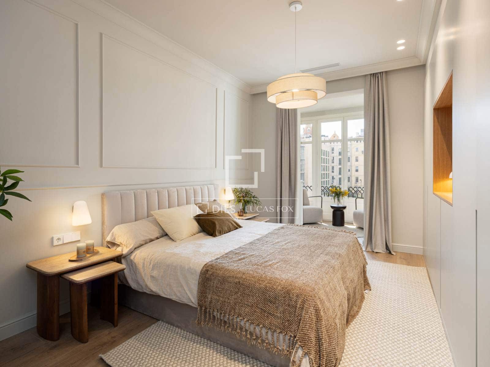 Apartamento de 4 habitaciones en Barcelona ciudad en venta - 1.790.000 € (Ref: 9325615)