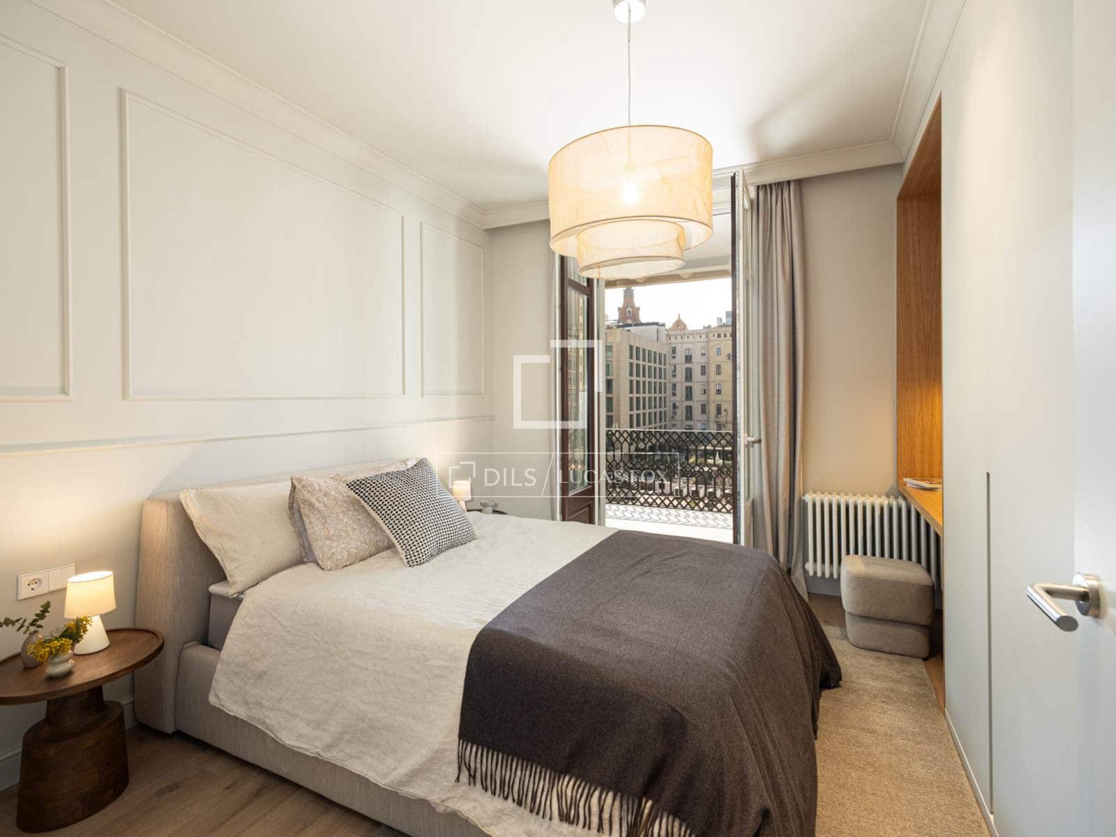 Apartamento de 4 habitaciones en Barcelona ciudad en venta - 1.790.000 € (Ref: 9325615)