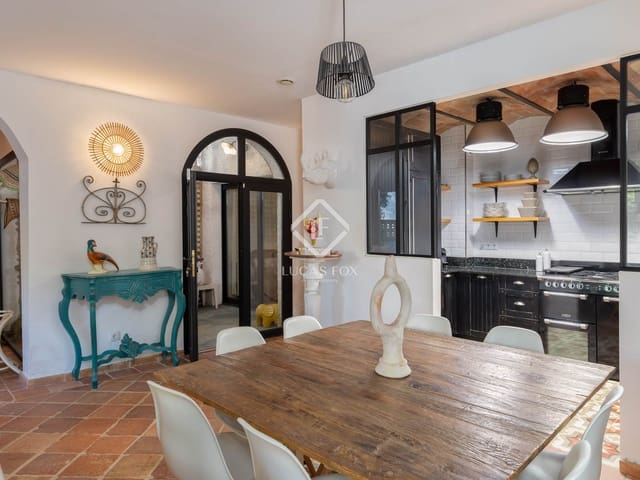 4 bedroom Finca/Country House for sale in Platja d'Aro, Castell-Platja d'Aro with garage - € 970,000 (Ref: 9325616)