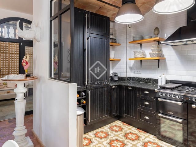 4 bedroom Finca/Country House for sale in Platja d'Aro, Castell-Platja d'Aro with garage - € 970,000 (Ref: 9325616)