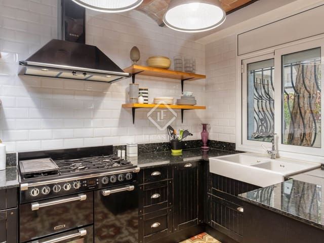 4 bedroom Finca/Country House for sale in Platja d'Aro, Castell-Platja d'Aro with garage - € 970,000 (Ref: 9325616)