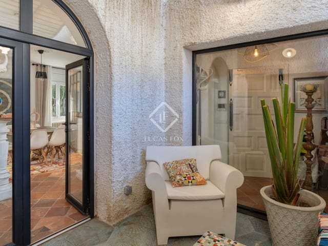 4 bedroom Finca/Country House for sale in Platja d'Aro, Castell-Platja d'Aro with garage - € 970,000 (Ref: 9325616)