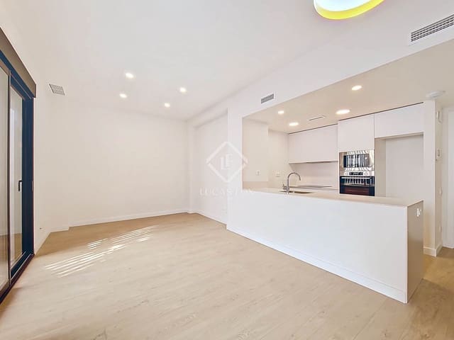 3 soverom Leilighet til leie i Vilanova i la Geltrú med svømmebasseng garasje - € 2 000 (Ref: 9325617)