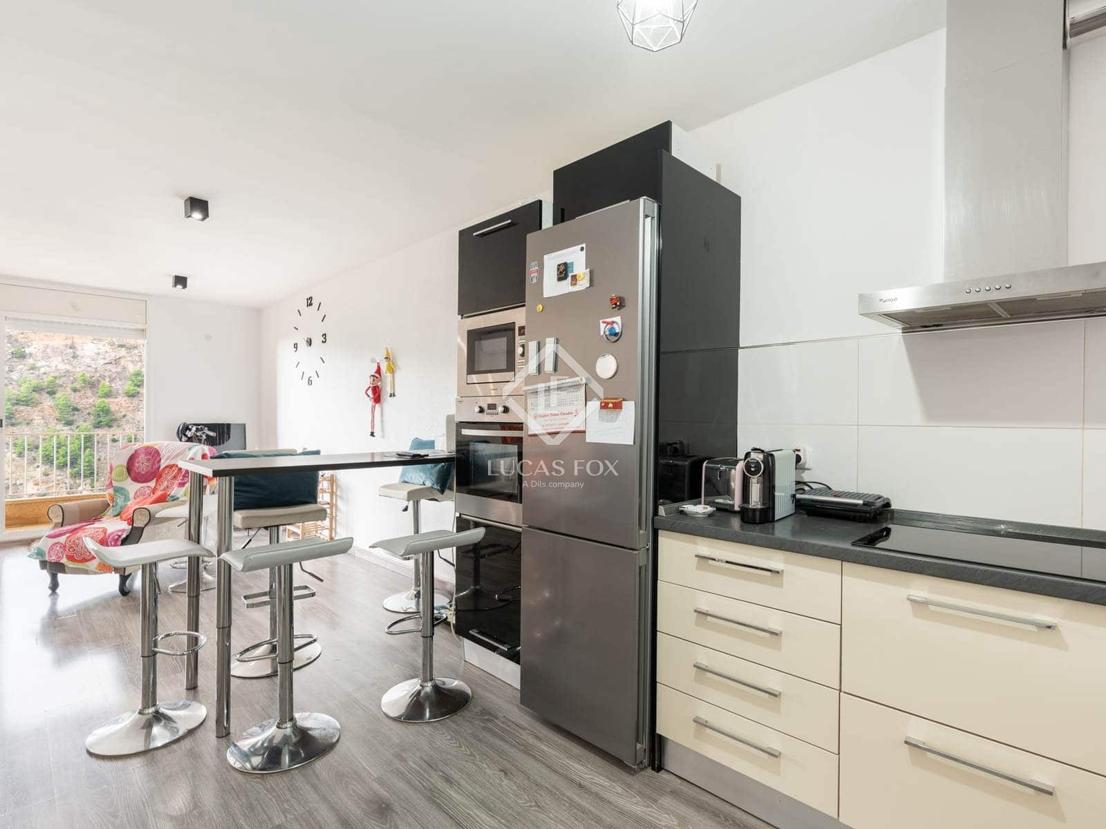 5 soveværelse Villa til salg i Sitges med swimmingpool - € 495.000 (Ref: 9325618)