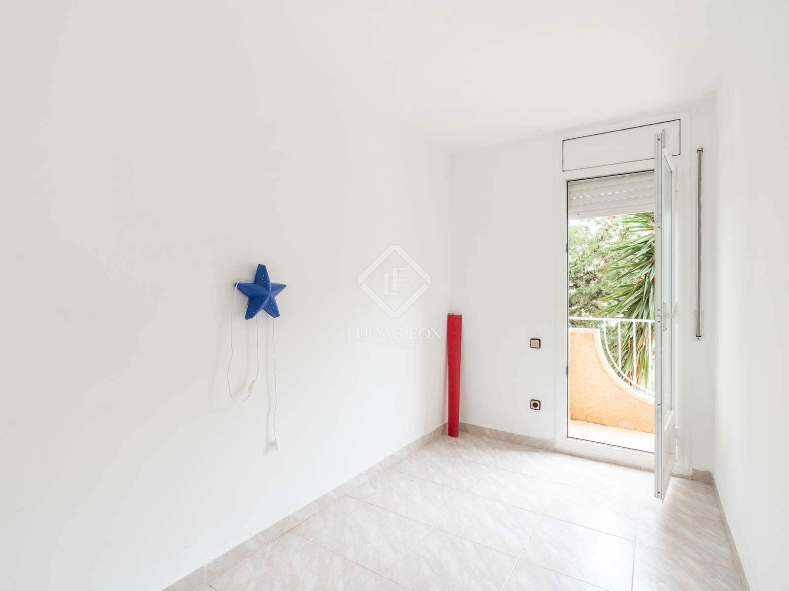 5 soveværelse Villa til salg i Sitges med swimmingpool - € 495.000 (Ref: 9325618)