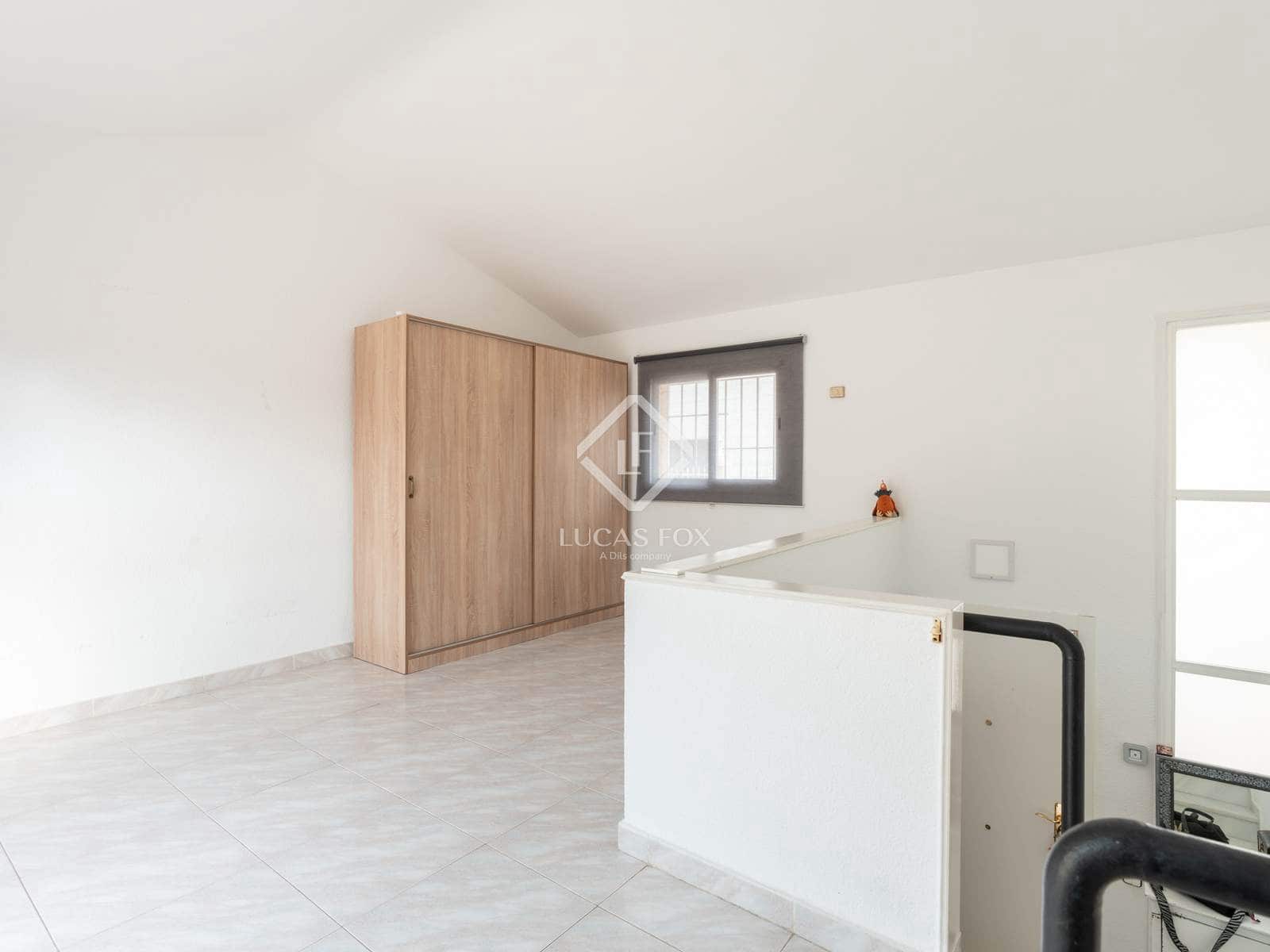 5 soveværelse Villa til salg i Sitges med swimmingpool - € 495.000 (Ref: 9325618)