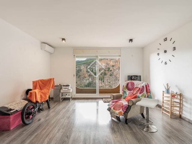 5 bedroom Villa for sale in Sitges with pool - € 495,000 (Ref: 9325618)