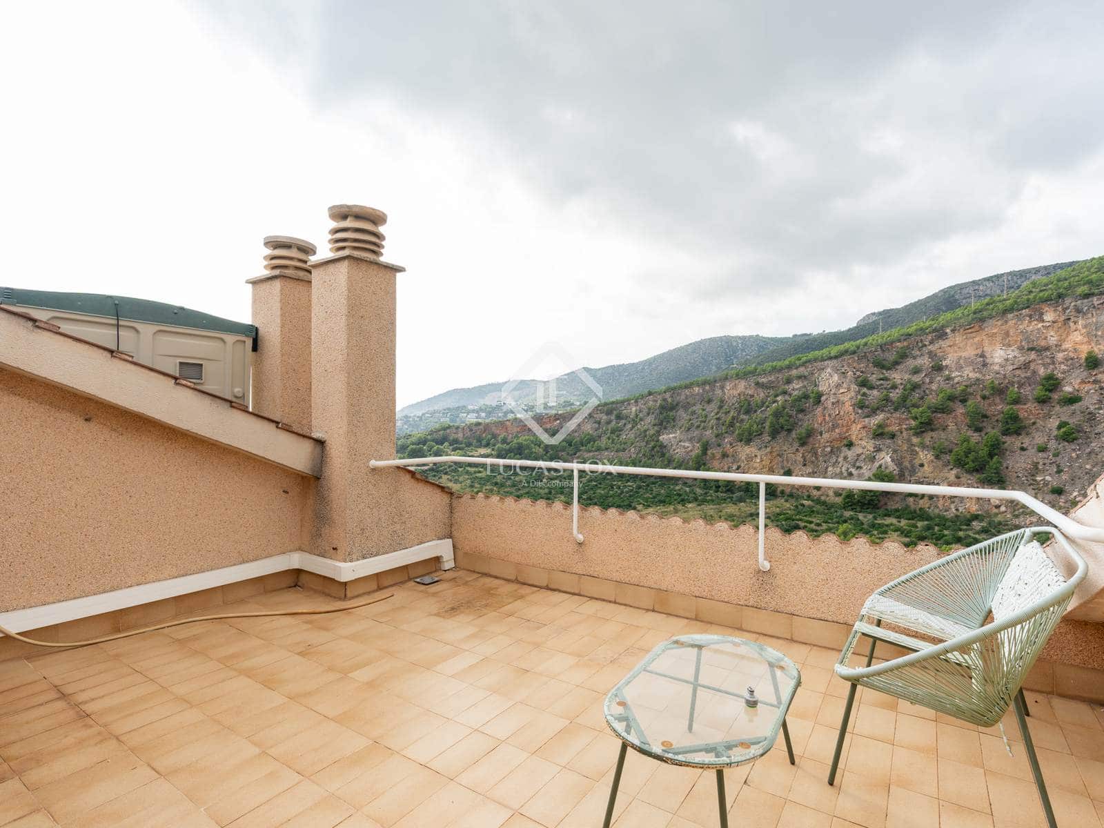 5 soveværelse Villa til salg i Sitges med swimmingpool - € 495.000 (Ref: 9325618)