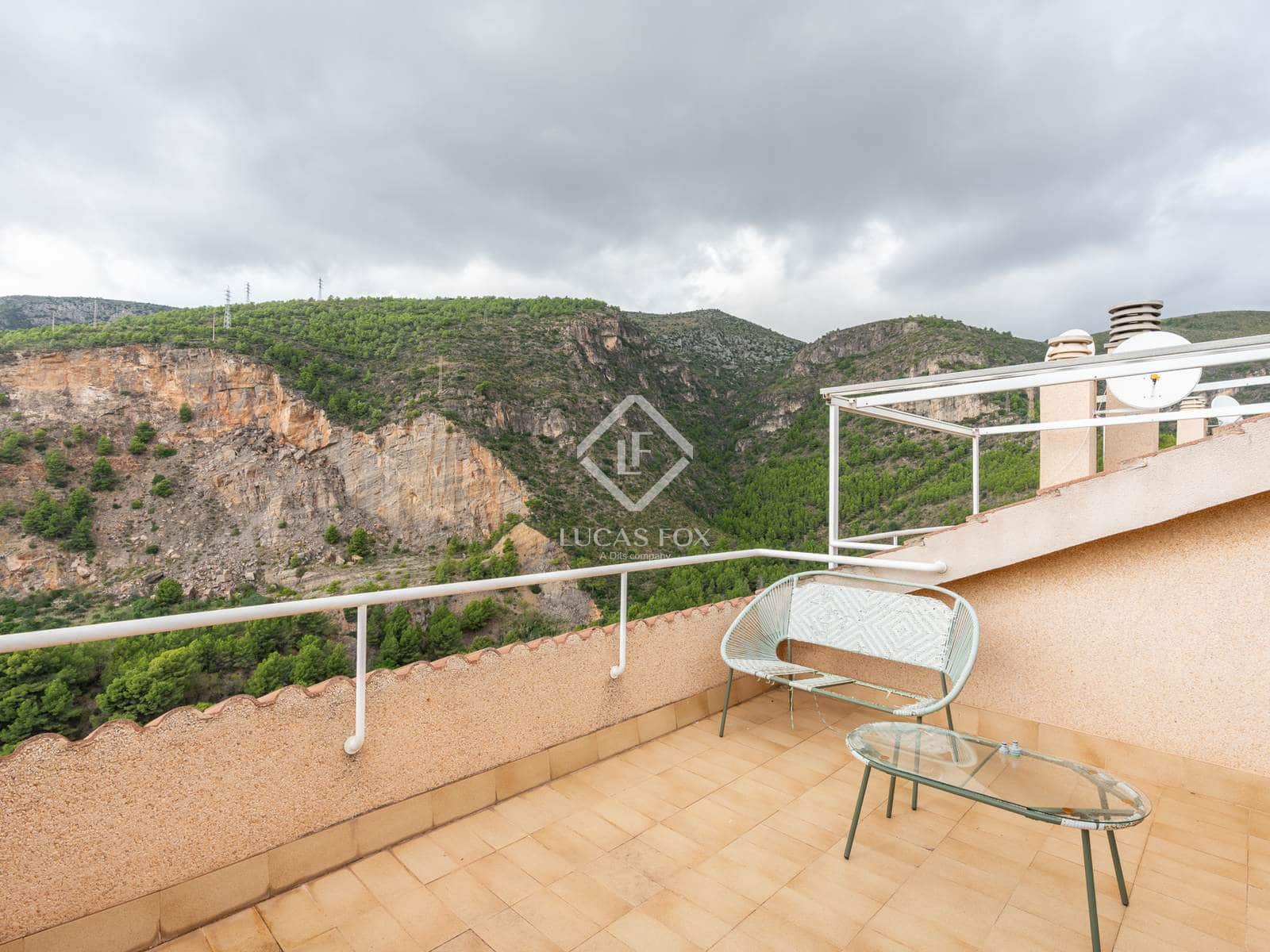 5 soveværelse Villa til salg i Sitges med swimmingpool - € 495.000 (Ref: 9325618)