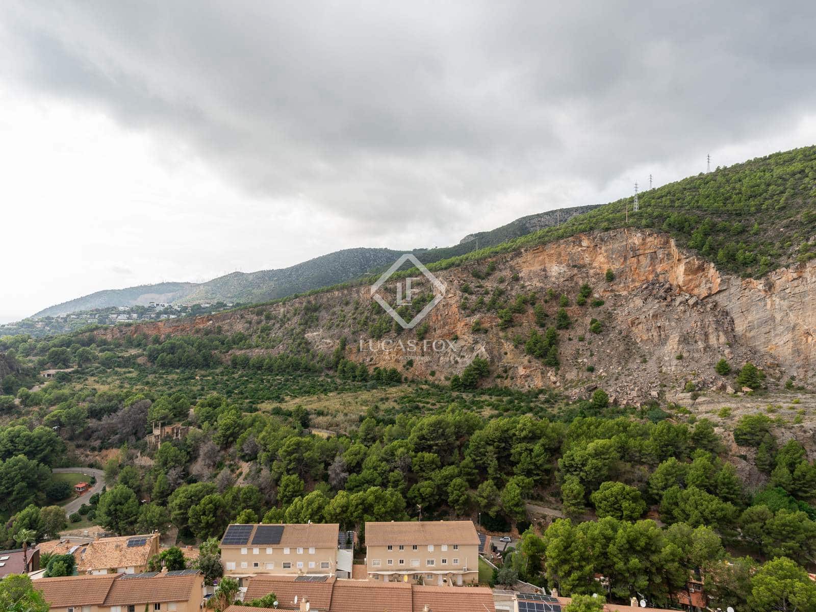 5 soveværelse Villa til salg i Sitges med swimmingpool - € 495.000 (Ref: 9325618)