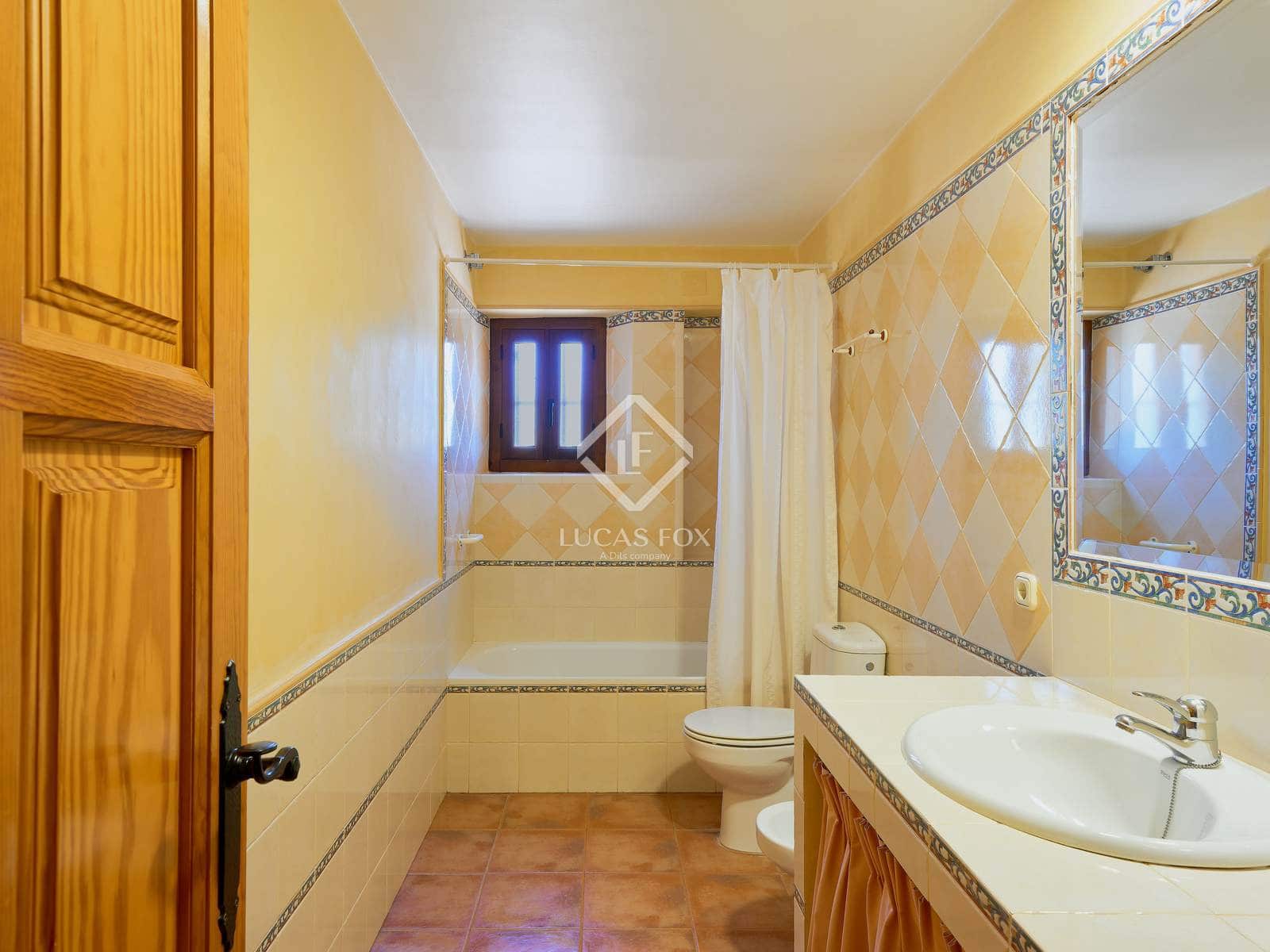 13 soveværelse Finca/Landehus til salg i Antequera med swimmingpool garage - € 2.450.000 (Ref: 9325620)