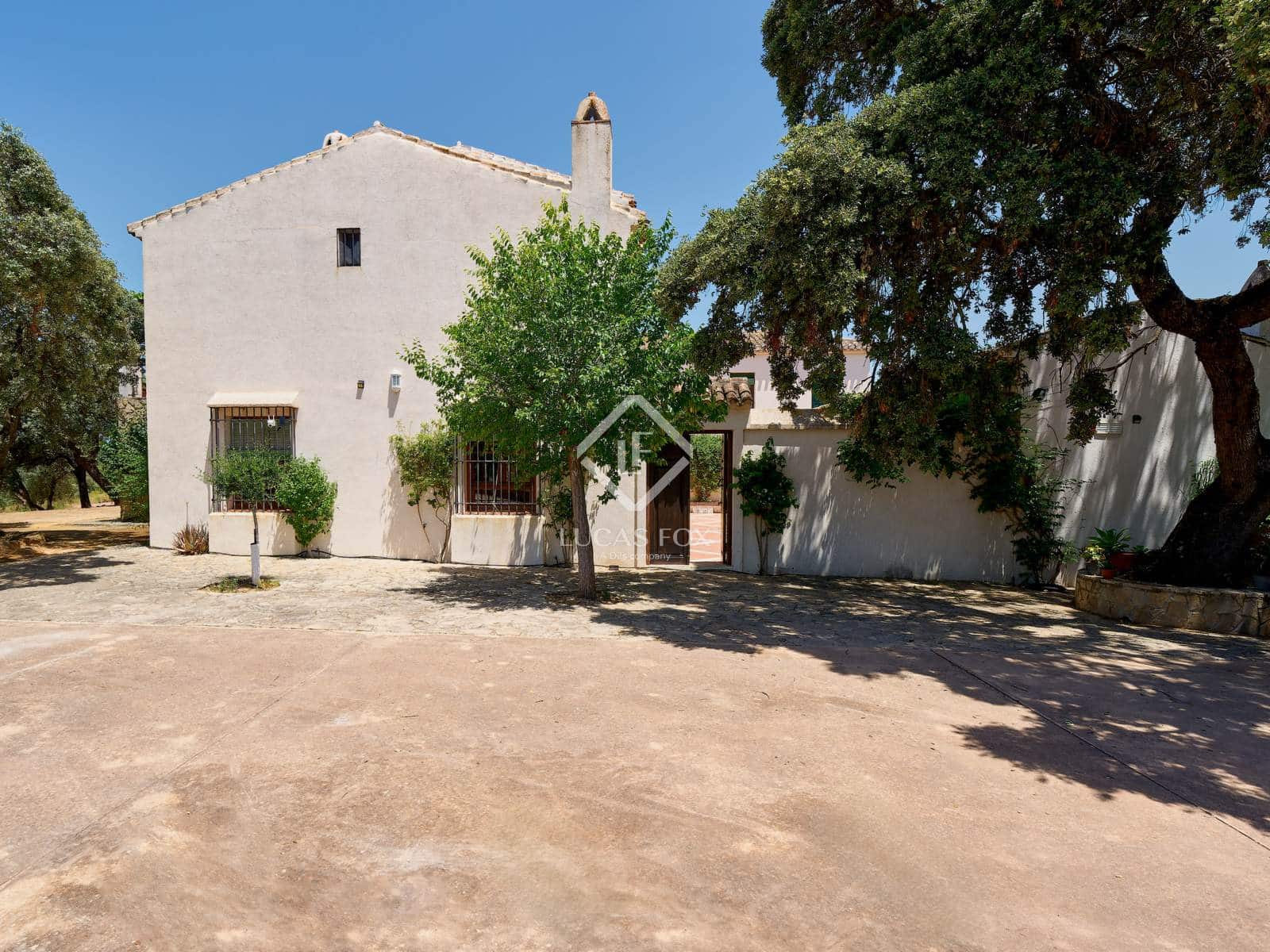 13 soveværelse Finca/Landehus til salg i Antequera med swimmingpool garage - € 2.450.000 (Ref: 9325620)