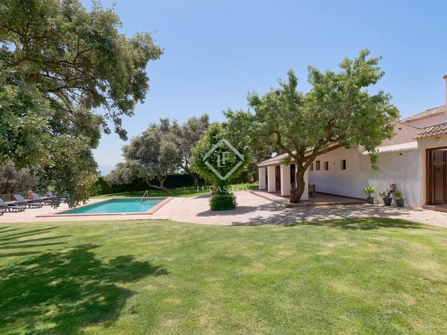 13 soveværelse Finca/Landehus til salg i Antequera med swimmingpool garage - € 2.450.000 (Ref: 9325620)