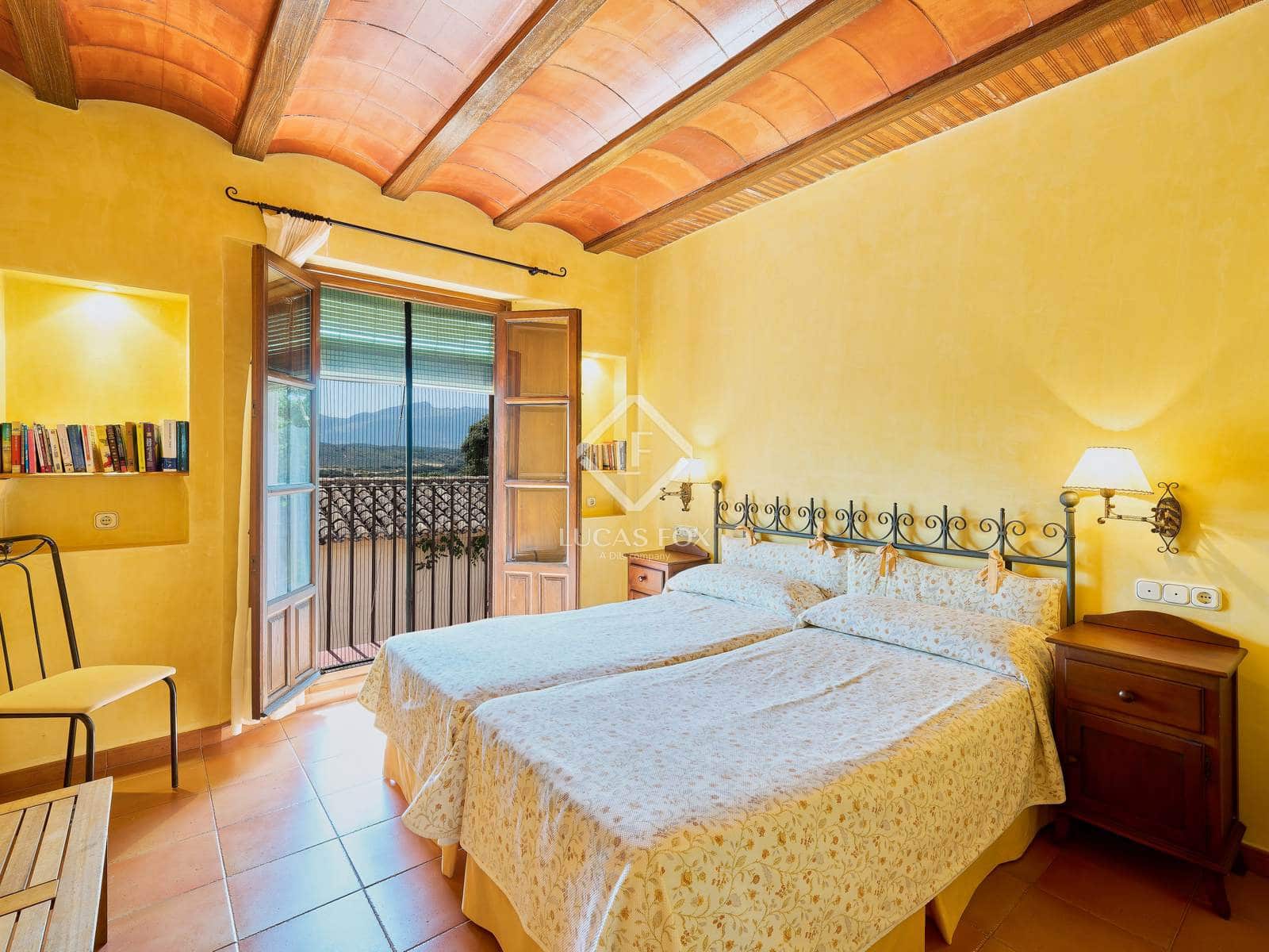 13 soveværelse Finca/Landehus til salg i Antequera med swimmingpool garage - € 2.450.000 (Ref: 9325620)