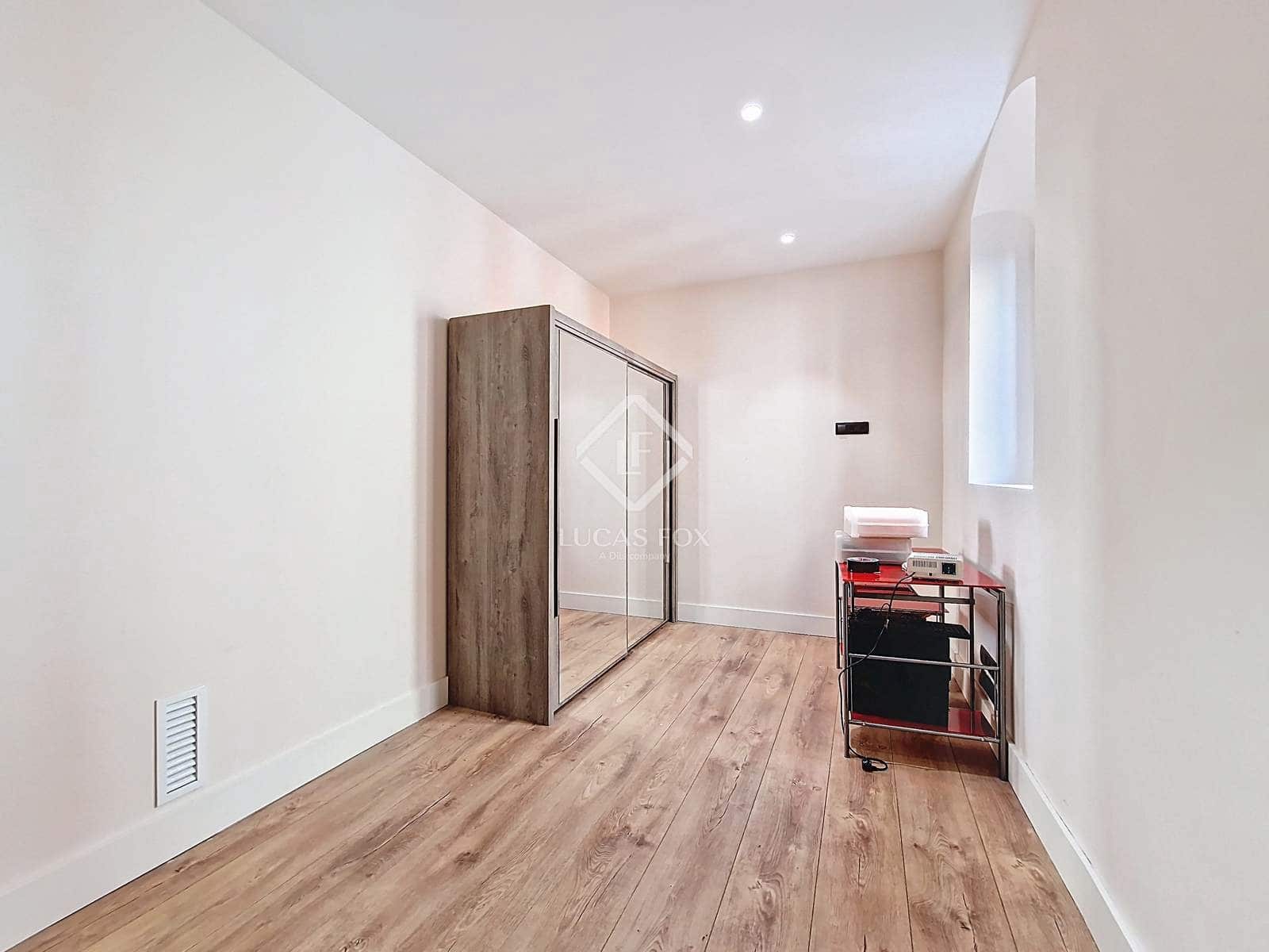 Appartement de 3 chambres à louer à Vilanova i la Geltru - 1 600 € (Ref: 9325623)