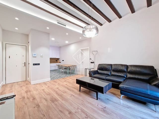 Appartement de 3 chambres à louer à Vilanova i la Geltrú - 1 600 € (Ref: 9325623)