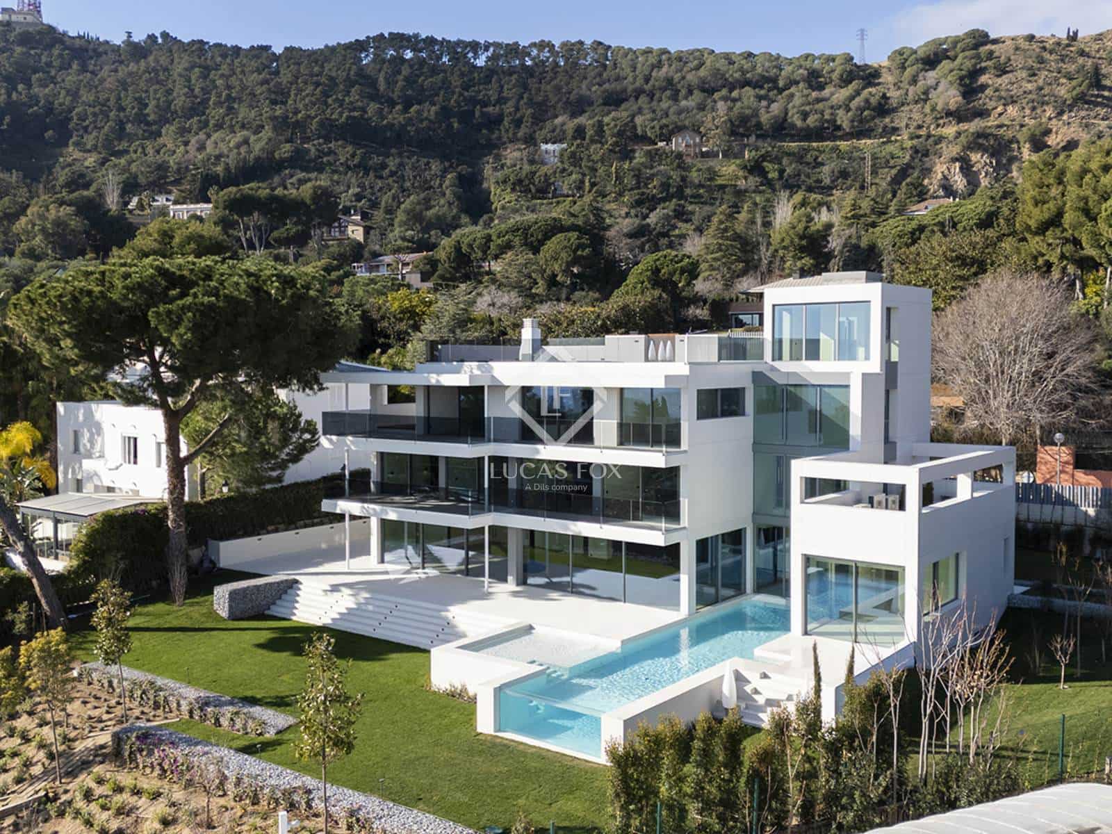 8 chambre Villa/Maison à vendre à Barcelone ville avec piscine garage - 20 000 000 € (Ref: 9326754)