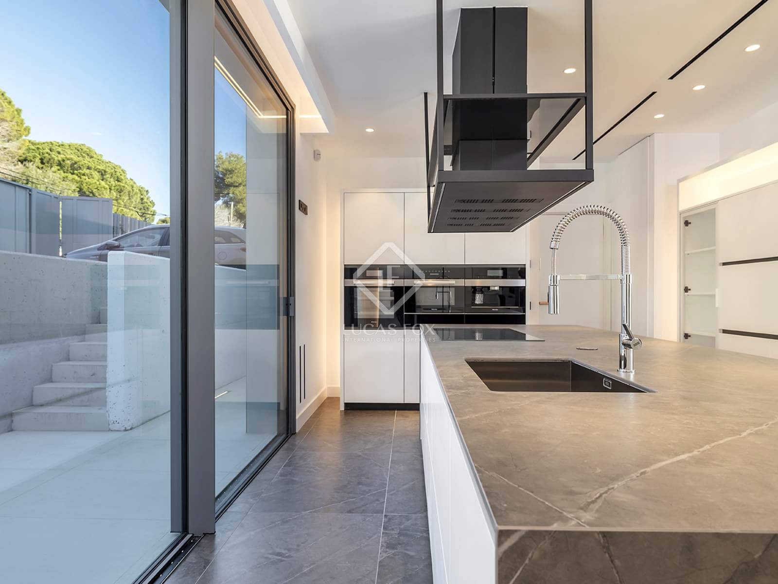 8 chambre Villa/Maison à vendre à Barcelone ville avec piscine garage - 20 000 000 € (Ref: 9326754)