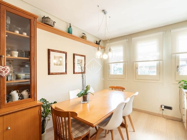 4 bedroom Villa for sale in Sant Cugat del Vallès with garage - € 1,100,000 (Ref: 9328334)