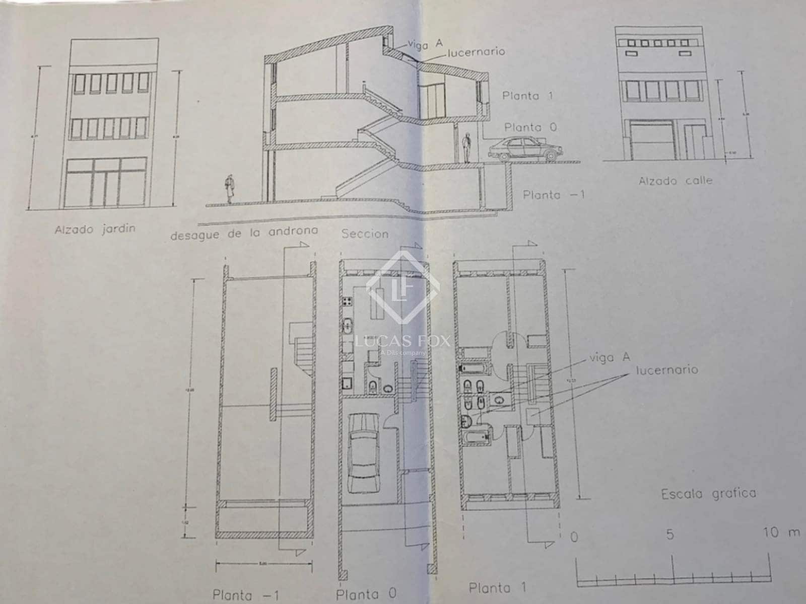 4 bedroom Villa for sale in Sant Cugat del Valles with garage - € 1,050,000 (Ref: 9328334)