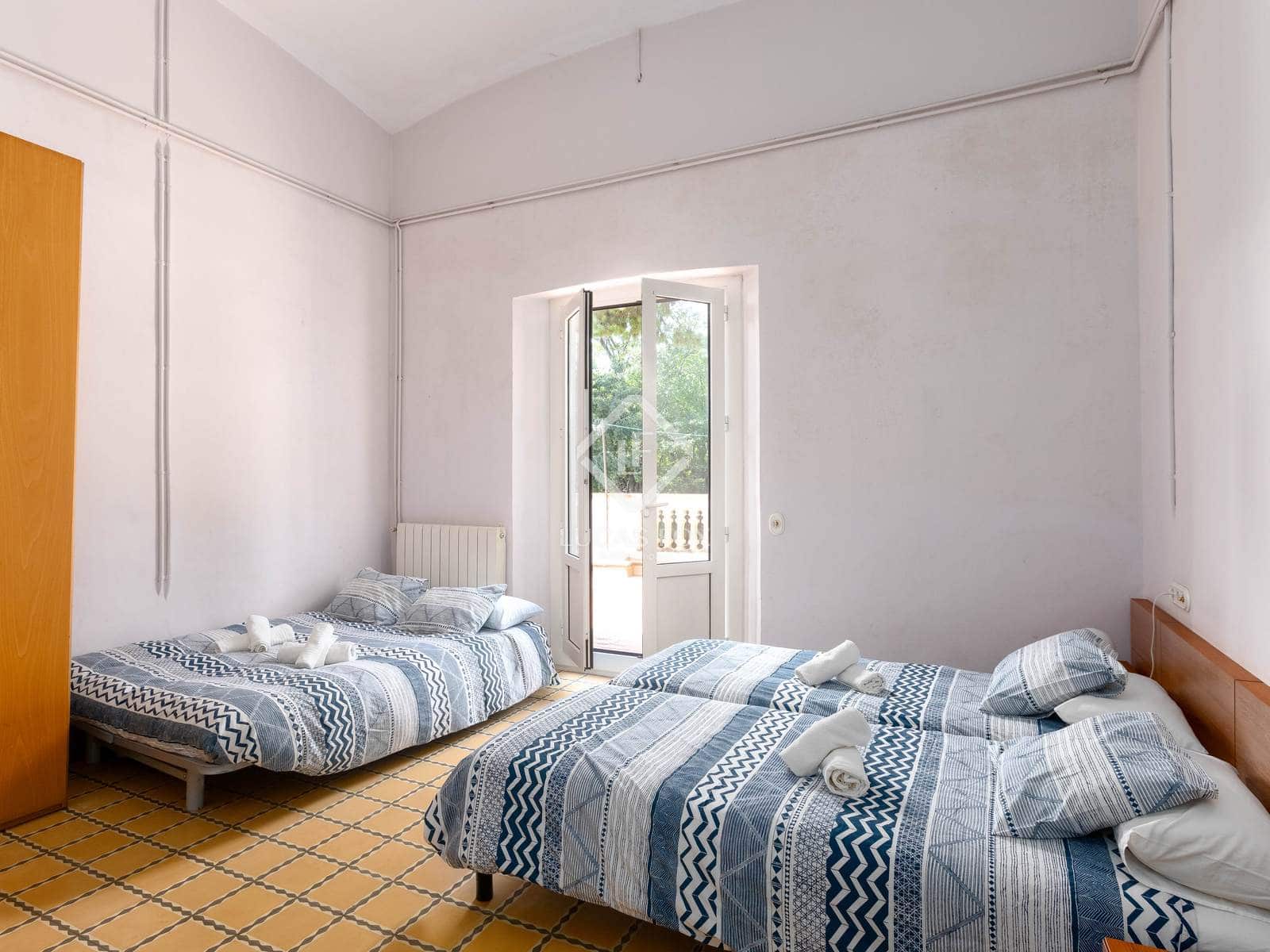 13 soverom Villa til salgs i Arenys de Mar med svømmebasseng garasje - € 2 200 000 (Ref: 9329540)