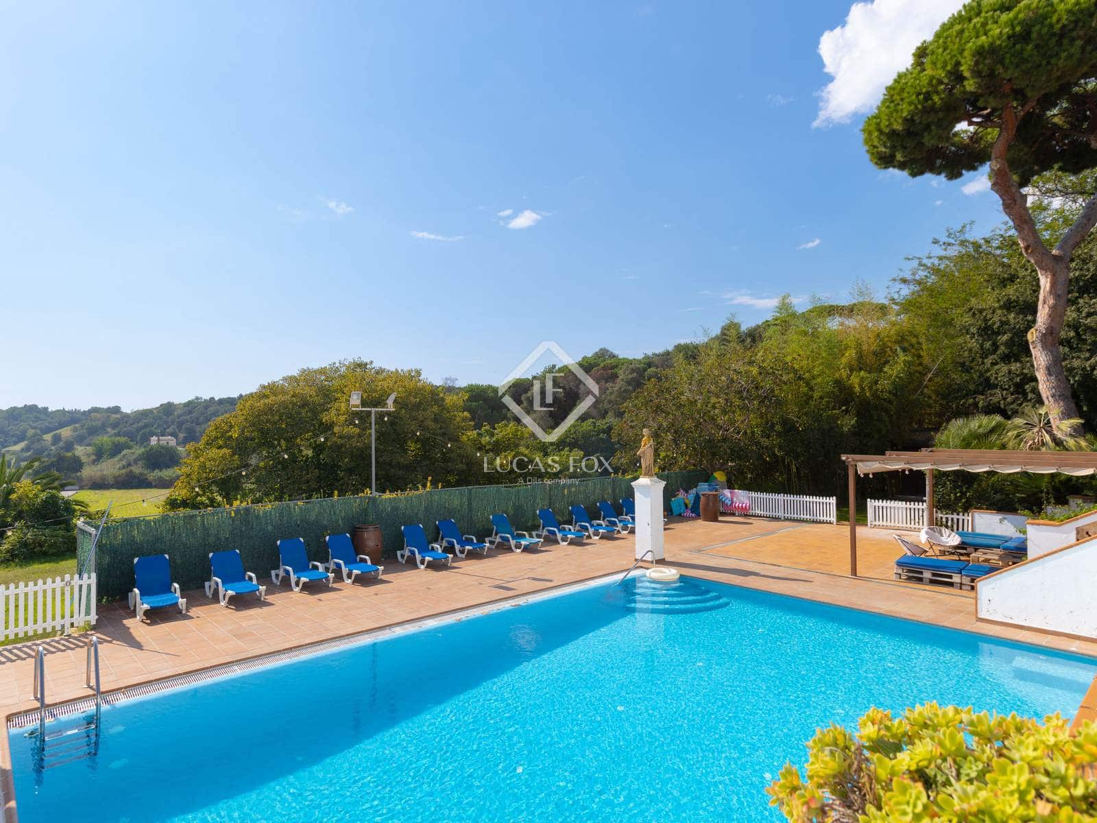 13 soverom Villa til salgs i Arenys de Mar med svømmebasseng garasje - € 2 200 000 (Ref: 9329540)