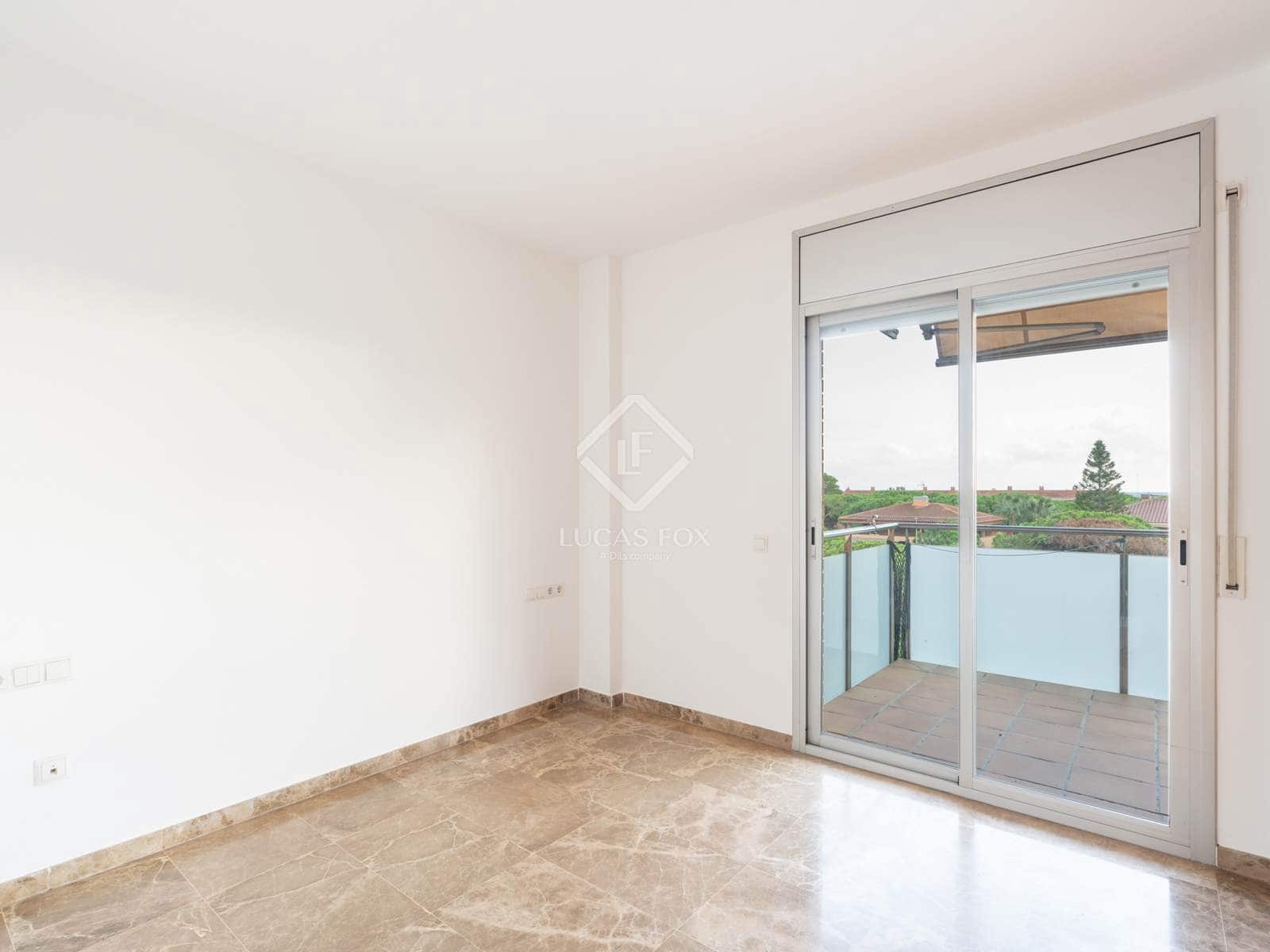 4 quarto Penthouse para venda em Gava com piscina garagem - 1 100 000 € (Ref: 9329852)