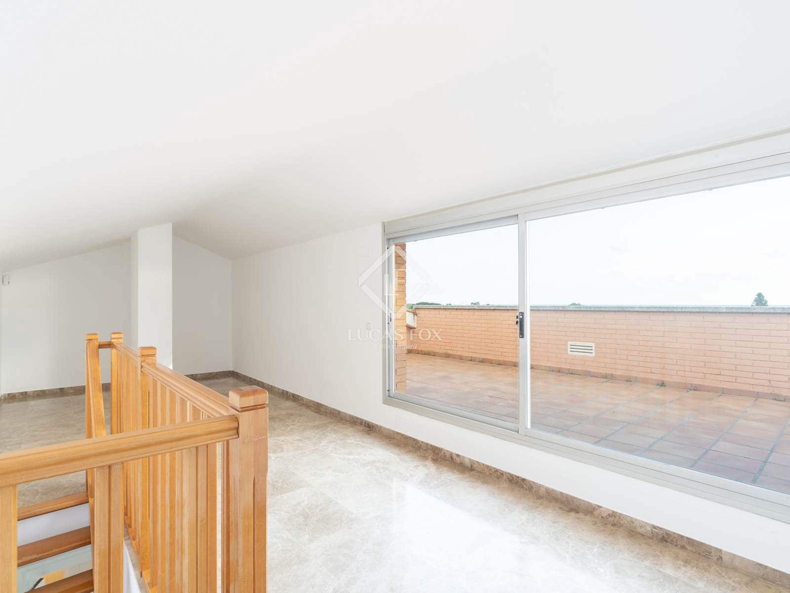 4 quarto Penthouse para venda em Gava com piscina garagem - 1 100 000 € (Ref: 9329852)