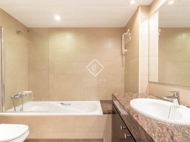 4 quarto Penthouse para venda em Gavà com piscina garagem - 1 100 000 € (Ref: 9329852)