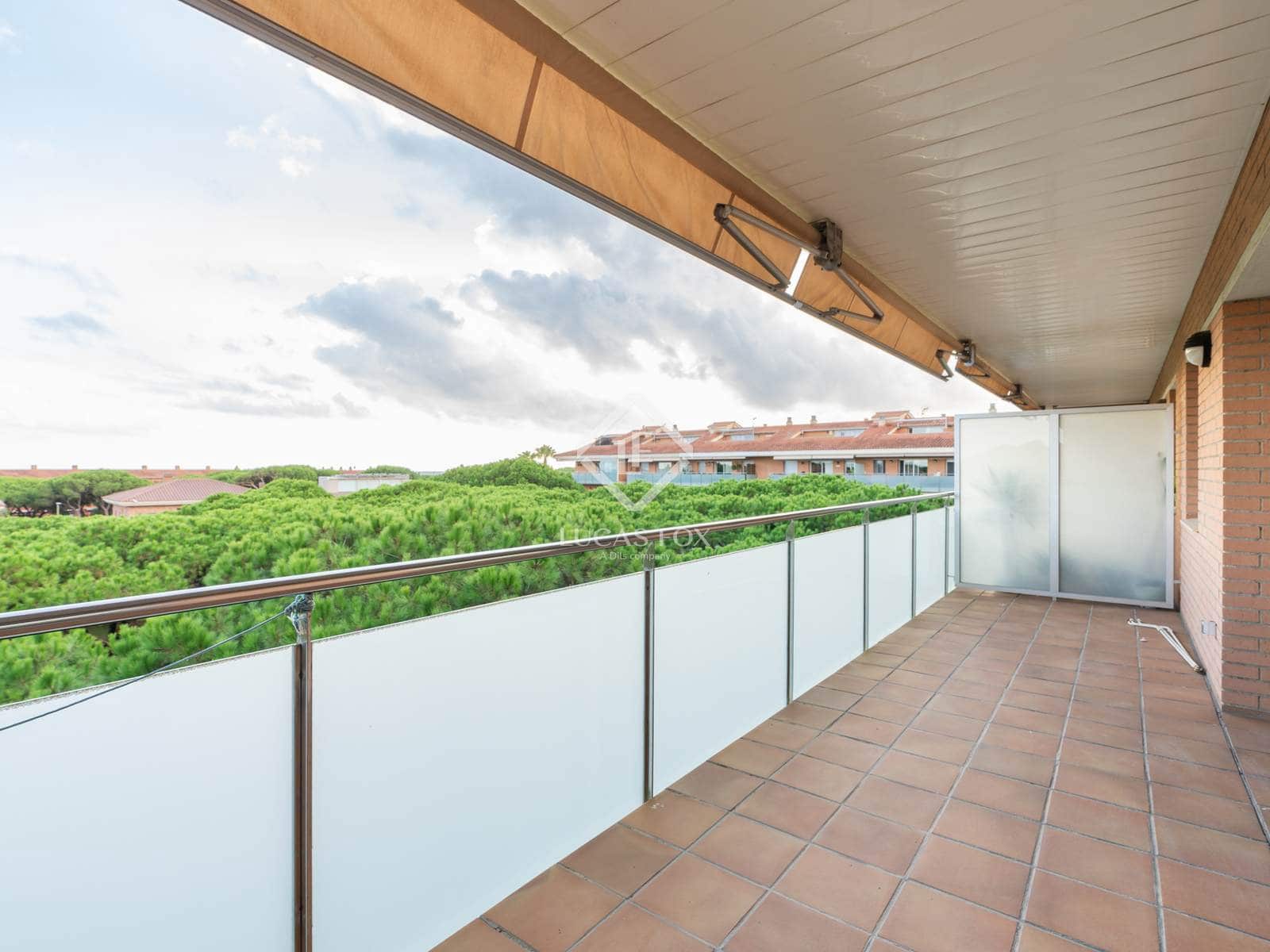 4 quarto Penthouse para venda em Gava com piscina garagem - 1 100 000 € (Ref: 9329852)